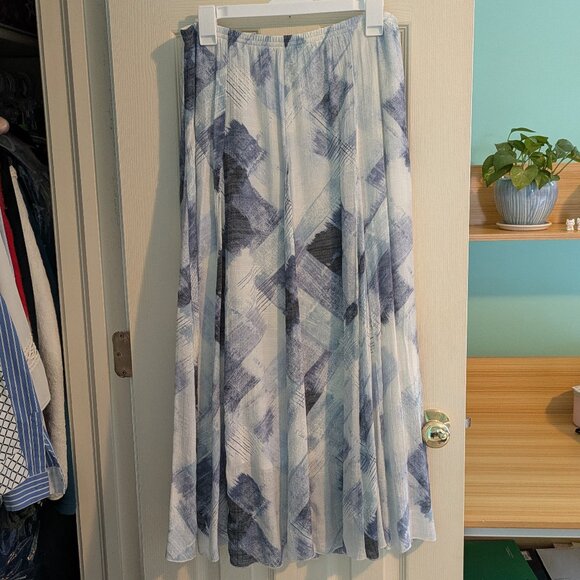 new directions Dresses & Skirts - Blue and White Abstract Pleated Maxi Skirt